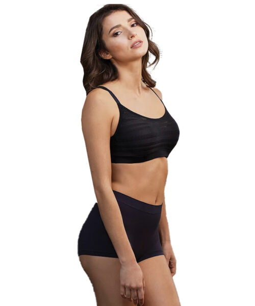 black sports bra manufacturer